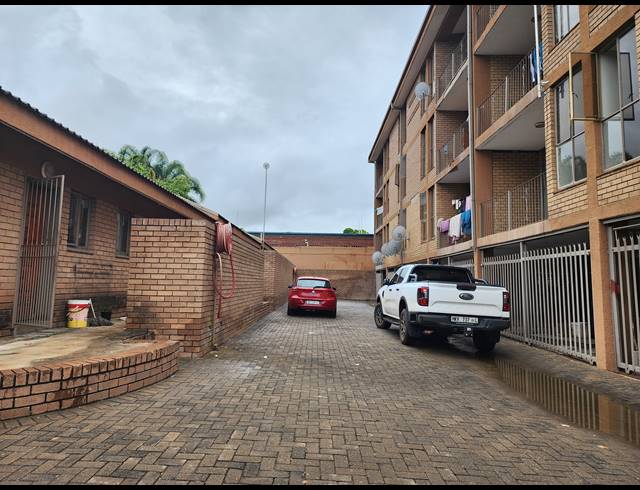1,338M² APARTMENT BLOCK FOR SALE IN POLOKWANE CENTRAL